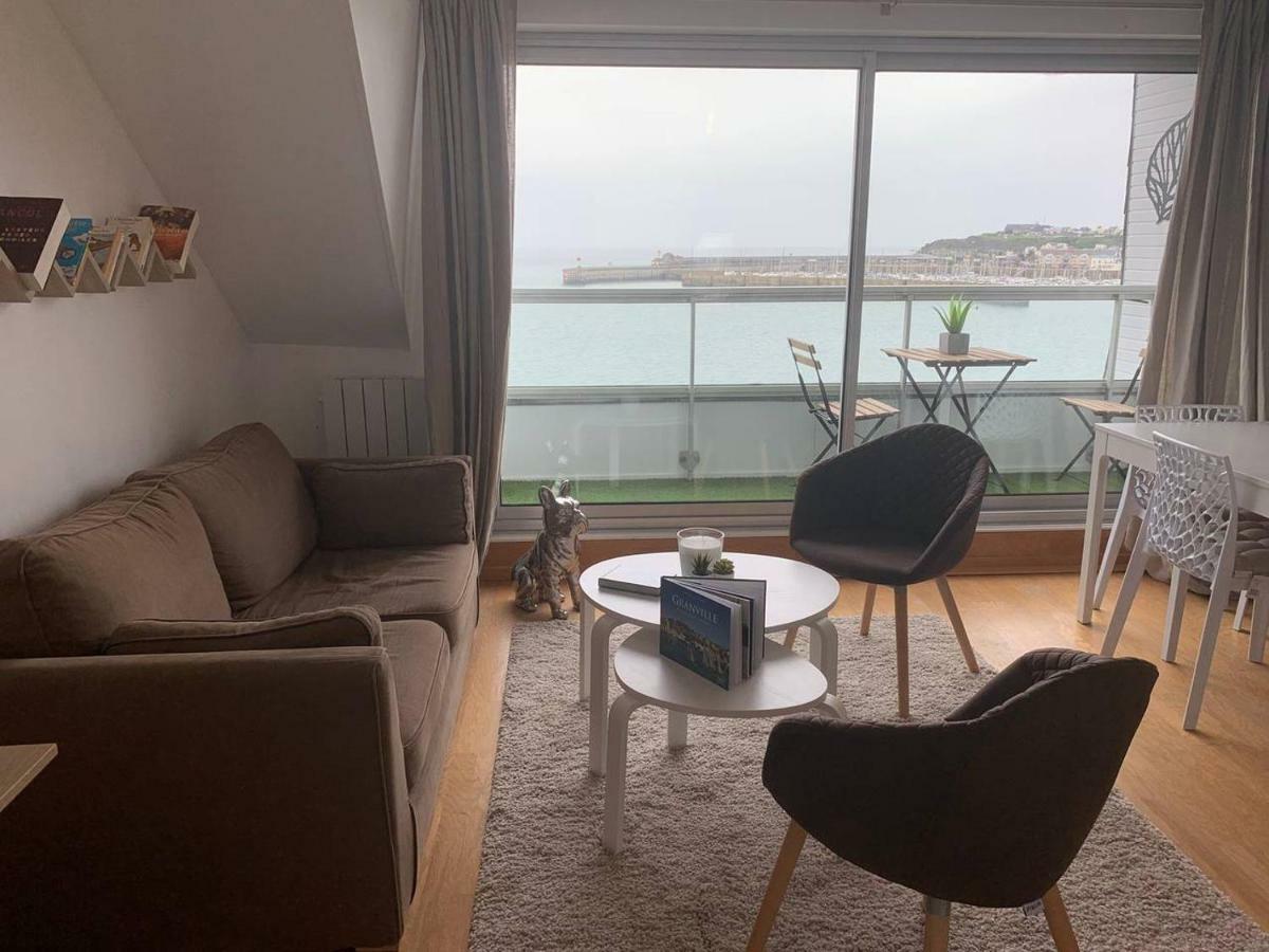 Un Balcon Sur La Mer, Acces Direct A La Plage Granville Exteriér fotografie