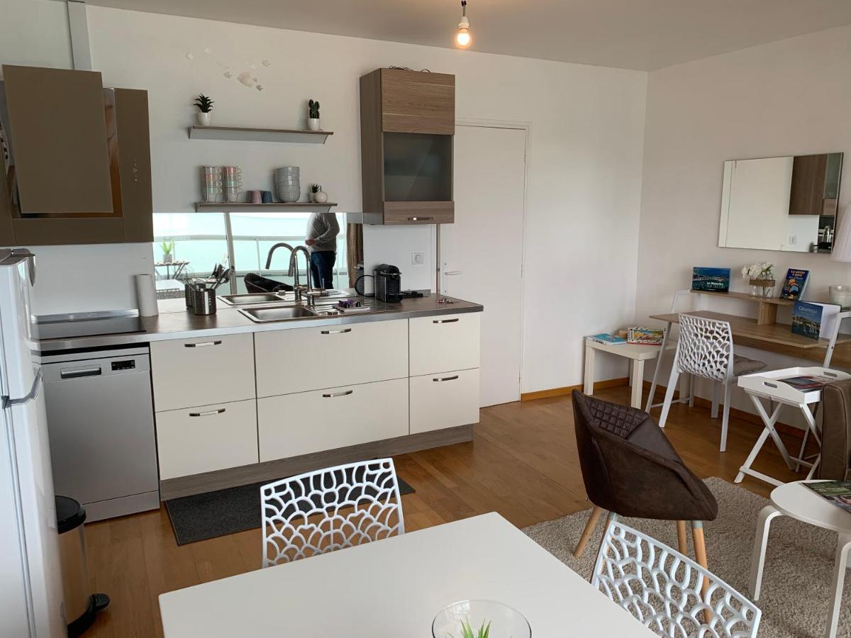 Un Balcon Sur La Mer, Acces Direct A La Plage Granville Exteriér fotografie